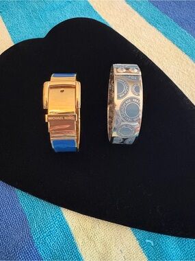 Michael Kors Gold and Blue Women's Bracelet Ring